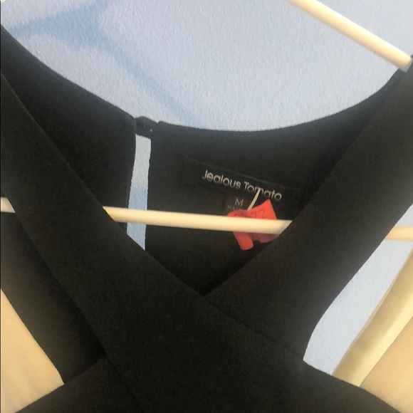 Top - Picture 2 of 2